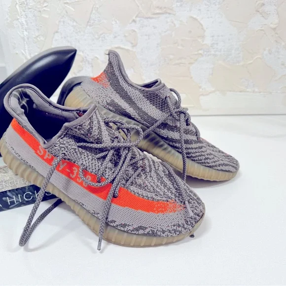 adidas gazelle silver green womens Yeezy Boost 350 V2 Carbon Beluga